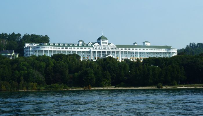 Grand Hotel Mackinac Island Luxury Trip Into The Past Just Luxe Travel