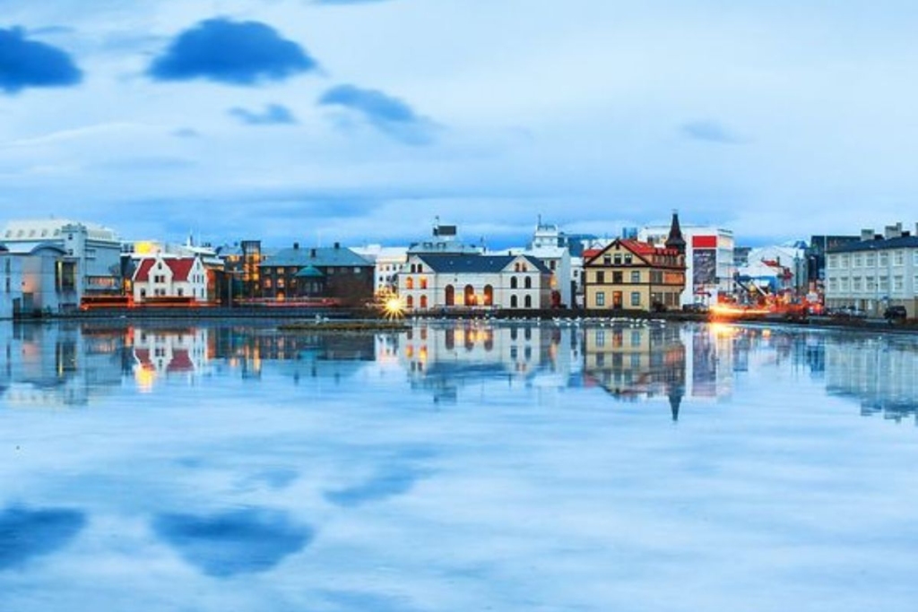 Best Time to Visit Iceland, Booking Tips, and Price Reality- where to visit in iceland