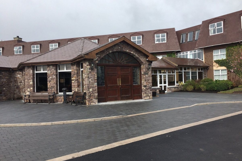 Dingle Skellig Hotel - ireland holiday resorts for families