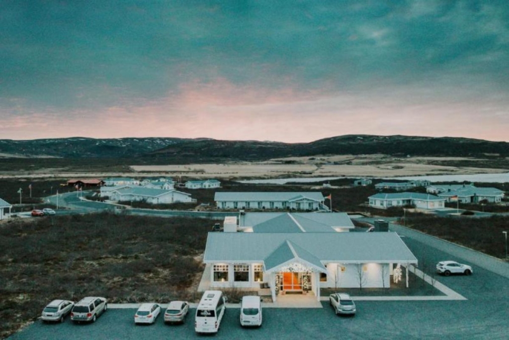 Hotel Grímsborgir - where to visit in iceland