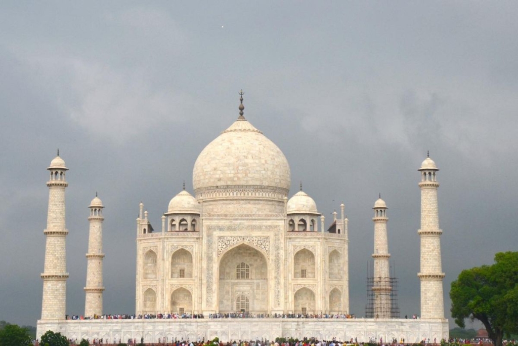 Taj Mahal, Agra, India - historical places