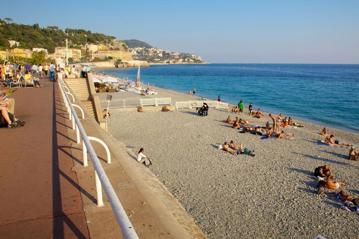 Walk The Promenade - things to do in nice france