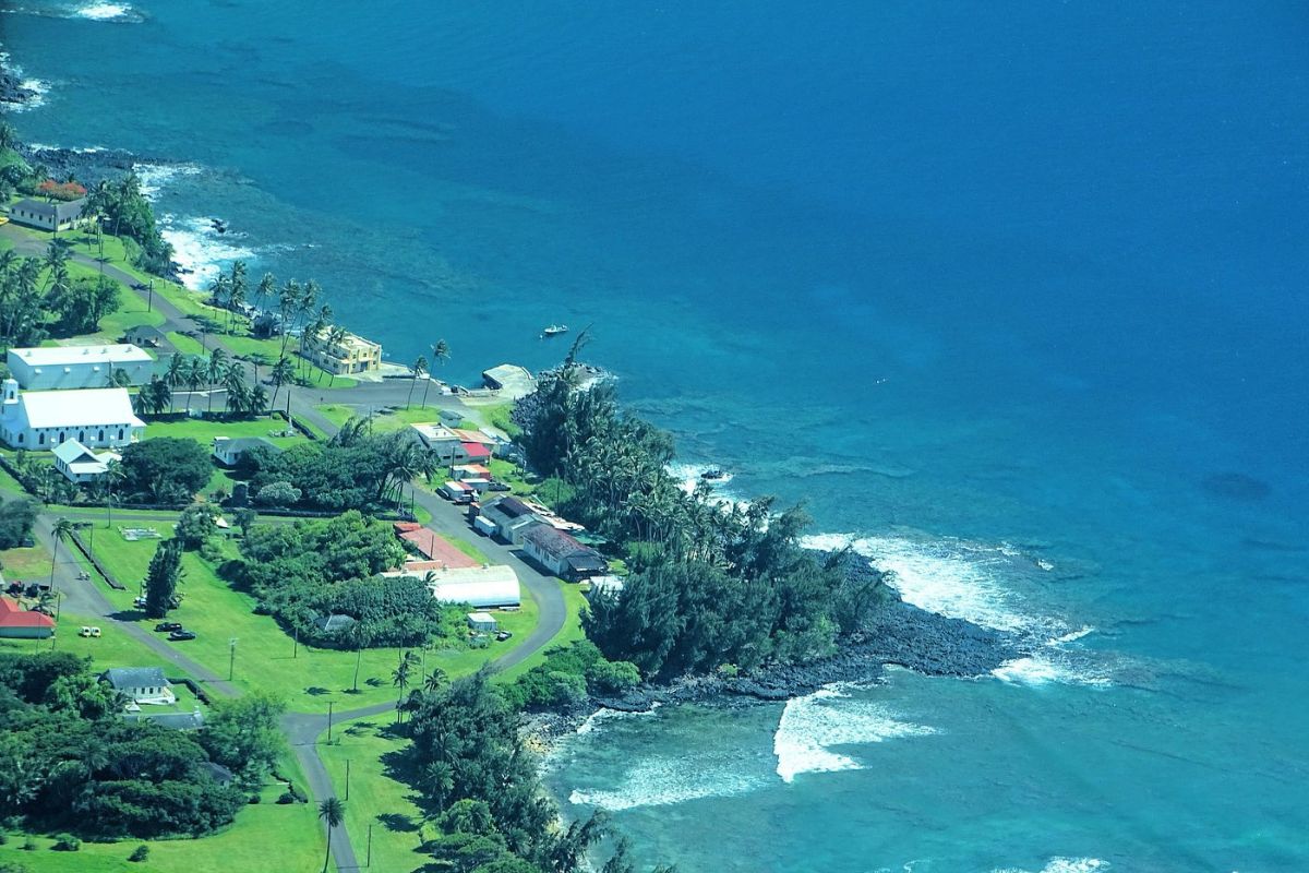 Molokaʻi - best island to visit in hawaii for first time